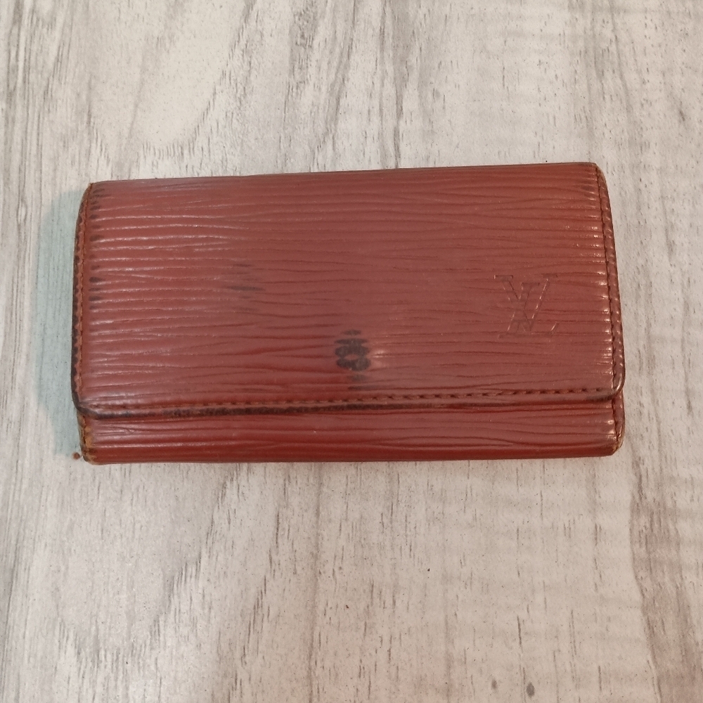 Louis Vuitton Brown Epi Leather 4 Key Holder